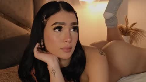Snapshot of scarleth_lux_ chatting on July 17, 5:36 am Scarleth online show from July 17, 5:36 am