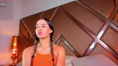 Snapshot of scarlethcollins_ chatting on May 29, 12:14 pm Scarleth online show from May 29, 12:14 pm