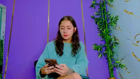 Snapshot of scarletjonesx chatting on September 22, 4:58 am Denis online show from September 22, 4:58 am