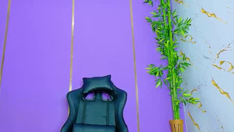 Snapshot of scarletjonesx chatting on September 24, 4:54 pm Denis online show from September 24, 4:54 pm