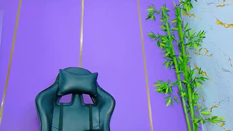 Snapshot of scarletjonesx chatting on October 6, 8:50 pm Denis online show from October 6, 8:50 pm