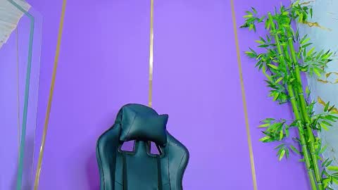 Snapshot of scarletjonesx chatting on October 15, 11:38 pm Denis online show from October 15, 11:38 pm