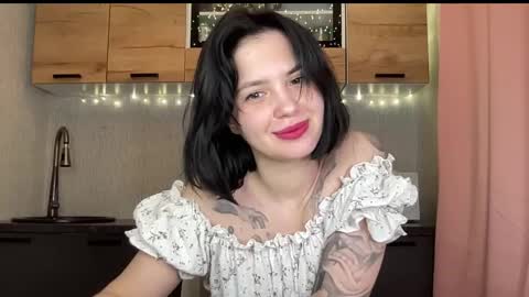 scarletpetal online show from February 2, 1:54 pm