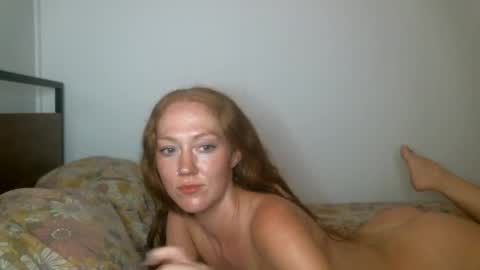 Snapshot of scarletsatine chatting on February 18, 1:00 pm Scarlet Satine online show from February 18, 1:00 pm