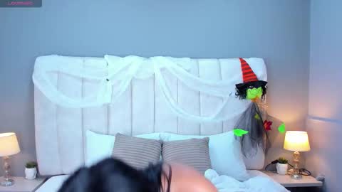 Scarlet online show from November 1, 4:14 am