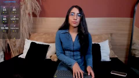 Scarlett  online show from February 22, 2:59 pm