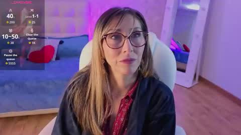 Scarlett online show from June 18, 11:47 am