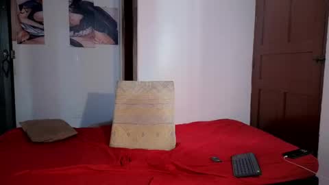 Snapshot of scarlett__cherry_ chatting on May 30, 7:44 pm Scarlett online show from May 30, 7:44 pm