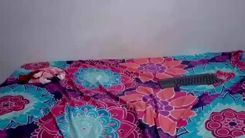 Snapshot of scarlett__cherry_ chatting on June 11, 12:32 am Scarlett online show from June 11, 12:32 am
