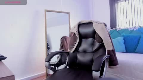 Snapshot of scarlett__cooper__ chatting on May 9, 11:59 am Scarlett online show from May 9, 11:59 am