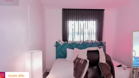 Snapshot of scarlett__cooper__ chatting on May 22, 11:38 am Scarlett online show from May 22, 11:38 am