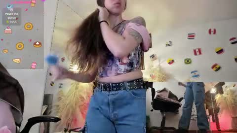Snapshot of scarlett__cooper__ chatting on July 11, 1:03 pm Scarlett online show from July 11, 1:03 pm