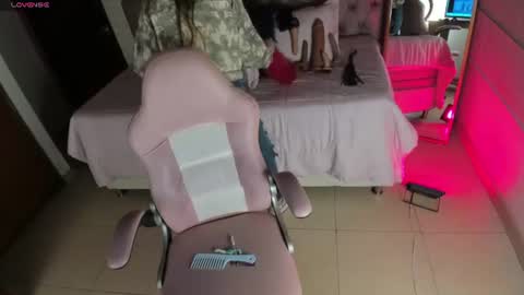 Snapshot of scarlett__cooper__ chatting on July 21, 11:34 am Scarlett online show from July 21, 11:34 am