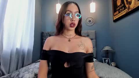 Scarlett online show from October 15, 5:02 pm