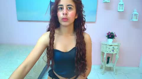 Snapshot of scarlett_clyde chatting on July 7, 12:42 pm Scarlett online show from July 7, 12:42 pm