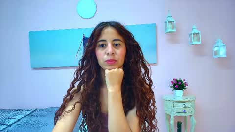 Snapshot of scarlett_clyde chatting on July 21, 12:40 pm Scarlett online show from July 21, 12:40 pm