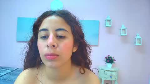 Snapshot of scarlett_clyde chatting on July 26, 1:51 pm Scarlett online show from July 26, 1:51 pm