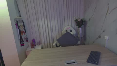 Scarlett Collins online show from February 1, 4:03 am