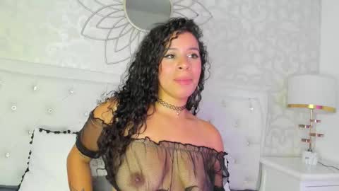 scarlett d ville online show from March 9, 3:32 am