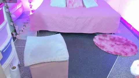 Scarlett  online show from December 19, 11:39 am