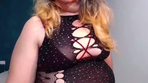 Scarlett  online show from November 16, 12:55 pm