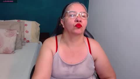 Snapshot of scarlett_duboi1 chatting on April 25, 3:20 am Scarlett online show from April 25, 3:20 am