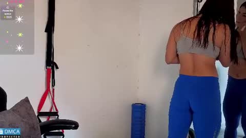 Snapshot of scarlett_fire5 chatting on June 20, 5:27 pm scarlett_fire5 online show from June 20, 5:27 pm