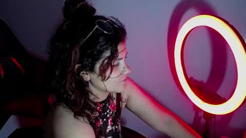 scarlett_jhonson_ch online show from April 29, 5:30 pm