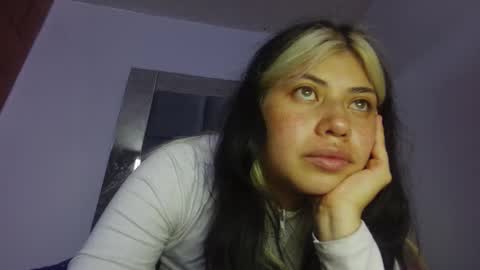 scarlett_johhns online show from October 22, 2:56 am