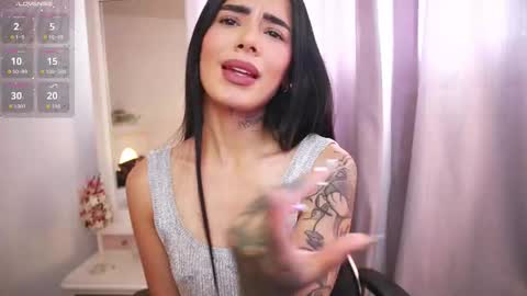 Lauren Scarlett online show from November 25, 7:36 pm