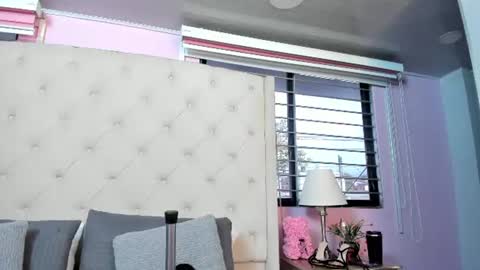 scarlett_leblanc_ online show from August 5, 11:57 am