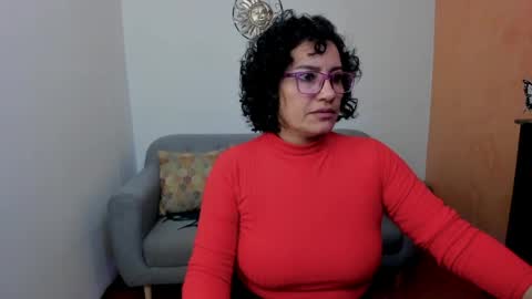 Scarlett sax online show from April 28, 10:59 pm