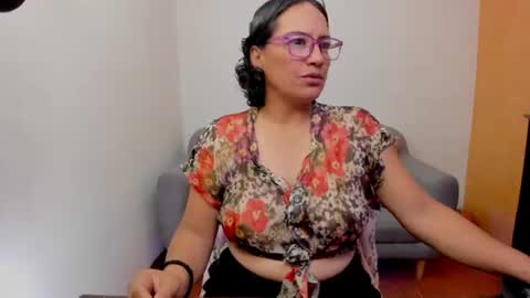Scarlett sax online show from June 11, 11:47 pm
