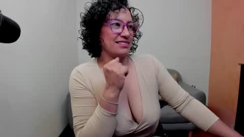 Scarlett sax online show from June 20, 10:34 pm