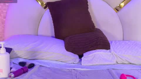 scarlett_sm online show from October 18, 8:59 am