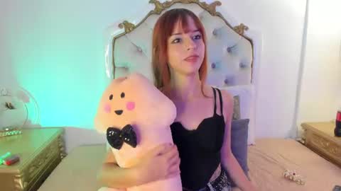 scarlett smith 3 online show from June 16, 1:30 am