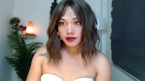    online show from October 14, 11:33 am