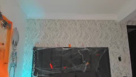 Scarlett online show from October 31, 5:52 am