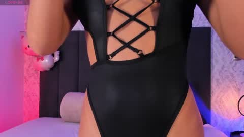 Snapshot of scarlett_vegga chatting on July 29, 5:49 am Scarlett online show from July 29, 5:49 am