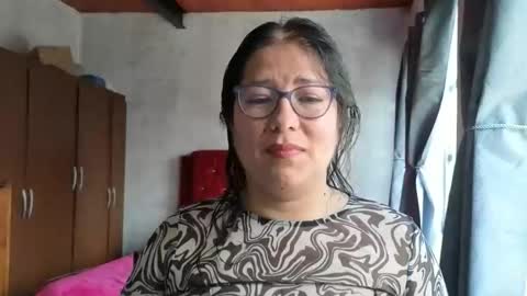 Snapshot of scarlett_widow chatting on April 26, 4:26 pm scarlett_widow online show from April 26, 4:26 pm