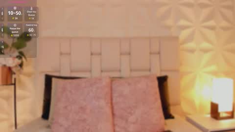     online show from January 17, 12:10 pm