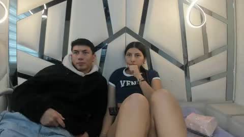 Scarlett and Lucas online show from March 5, 12:23 pm