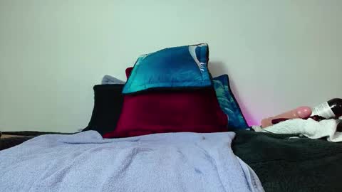 scarlettbooty online show from November 18, 9:03 am