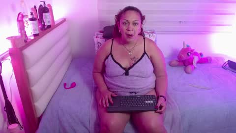 scarlettbooty online show from April 11, 9:57 am