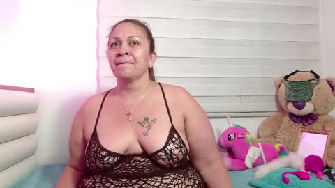 Snapshot of scarlettbooty chatting on May 31, 11:39 am scarlettbooty online show from May 31, 11:39 am