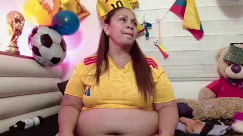 scarlettbooty online show from July 4, 12:00 pm