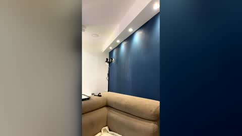 Snapshot of scarlettdavis1_ chatting on May 6, 1:16 pm ScarlettDavis1 online show from May 6, 1:16 pm