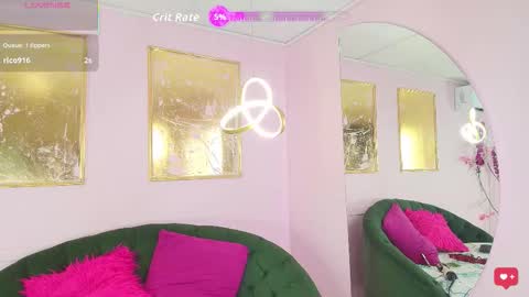 Snapshot of scarlette04 chatting on September 29, 7:51 pm SCARLETTE online show from September 29, 7:51 pm