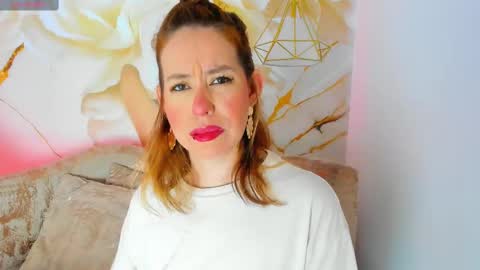 Snapshot of scarlette04 chatting on October 3, 8:17 pm SCARLETTE online show from October 3, 8:17 pm