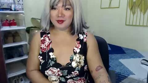 Snapshot of scarlette_adisson_69 chatting on June 12, 8:19 pm scarlette online show from June 12, 8:19 pm